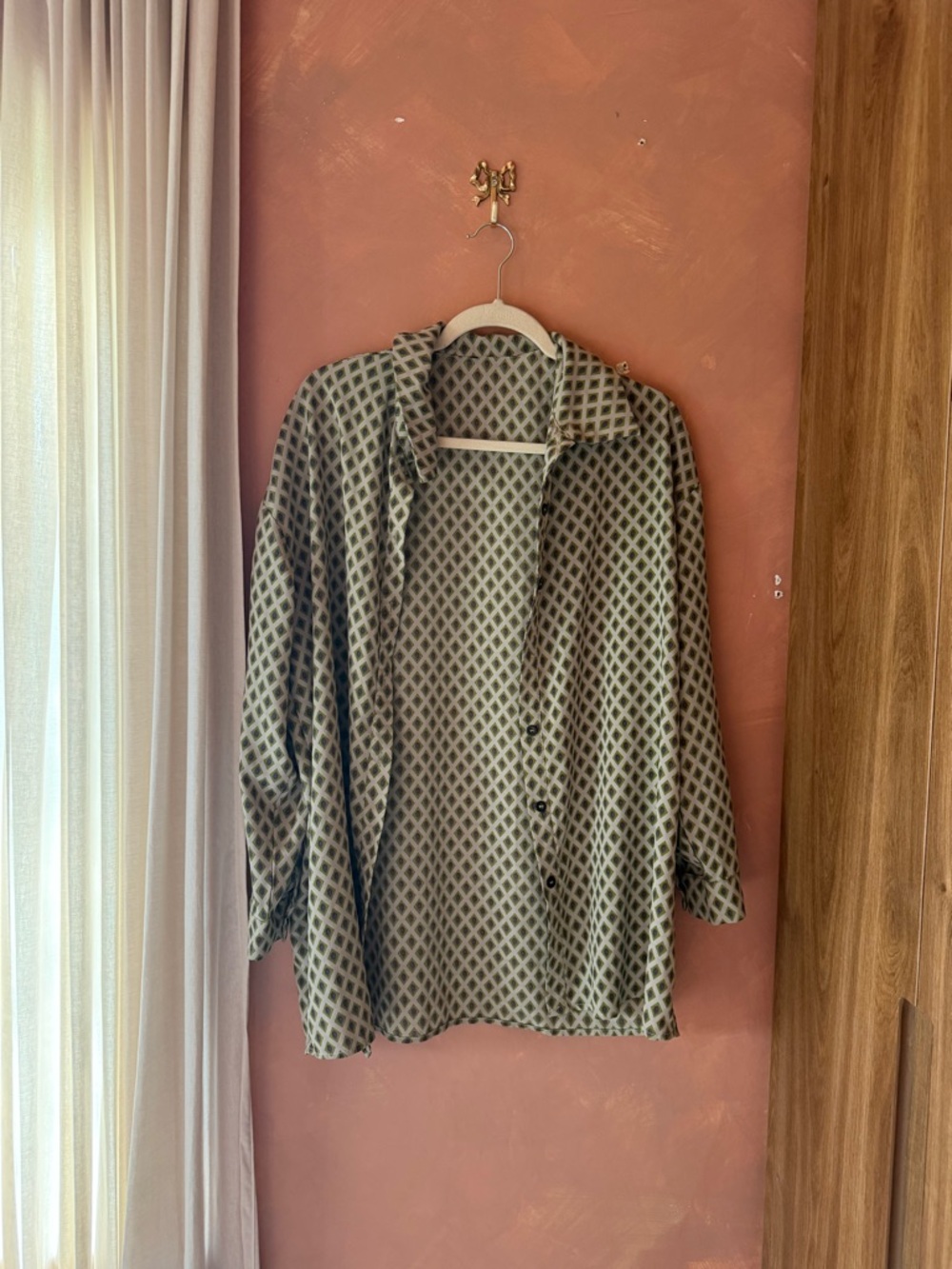 Geometric Print Button-Down Shirt - Olive & Black
